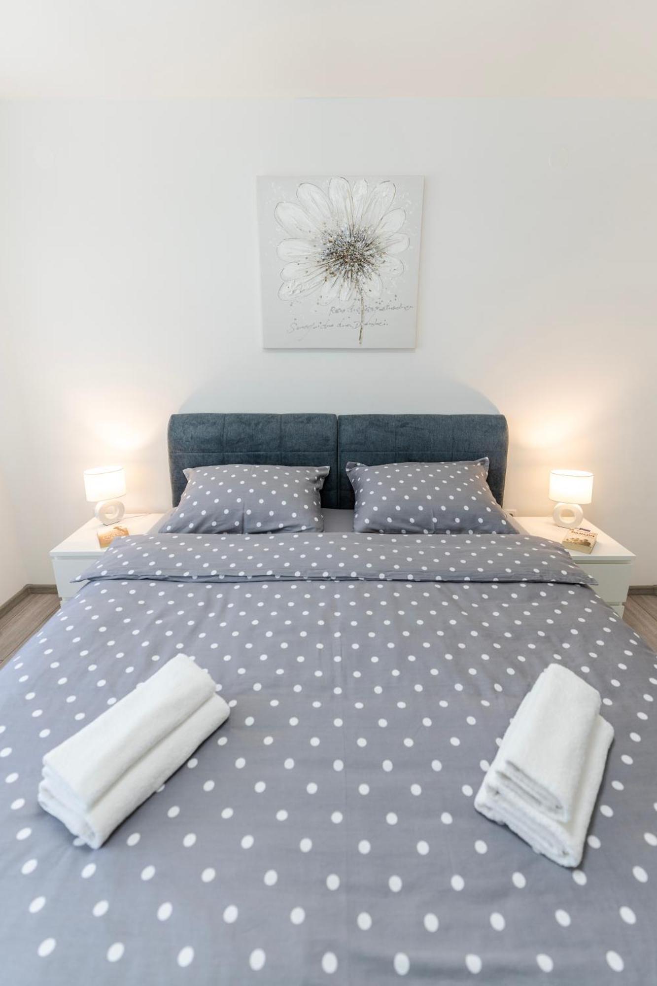Appartement Lusi à Otočac Extérieur photo