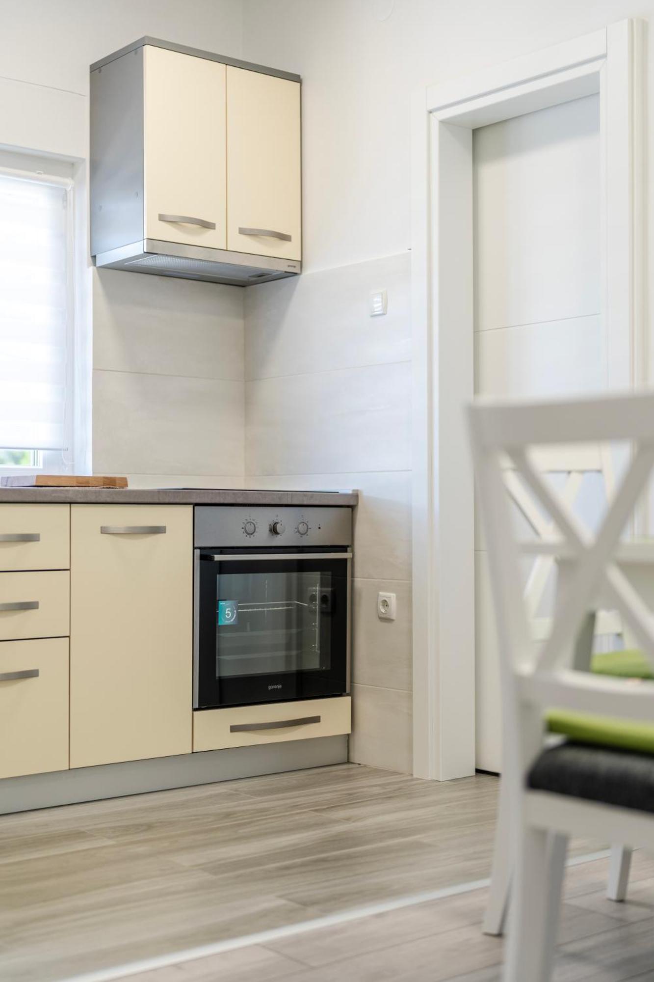 Appartement Lusi à Otočac Extérieur photo