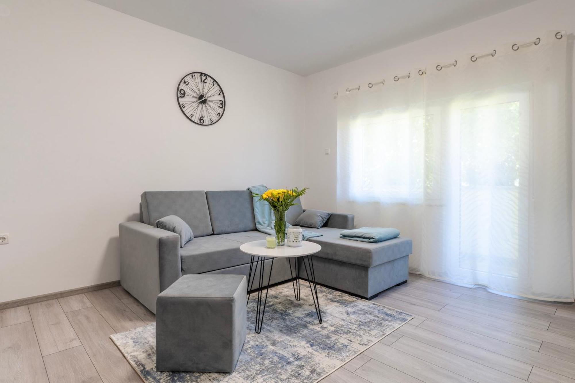Appartement Lusi à Otočac Extérieur photo